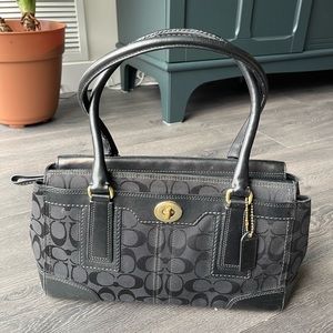 Vintage Coach Hamptons Medium Carryall with signature canvas and leather